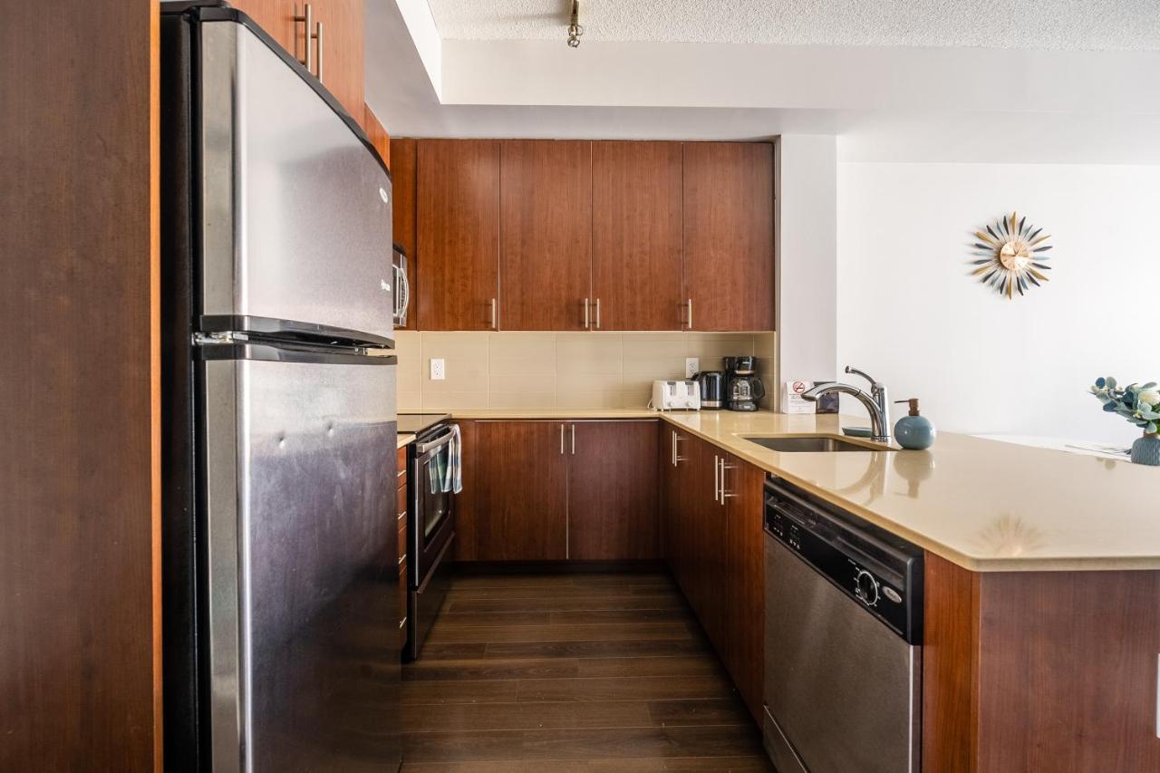 Beautiful Condos In The Heart Of Downtown By Globalstay 多伦多 外观 照片