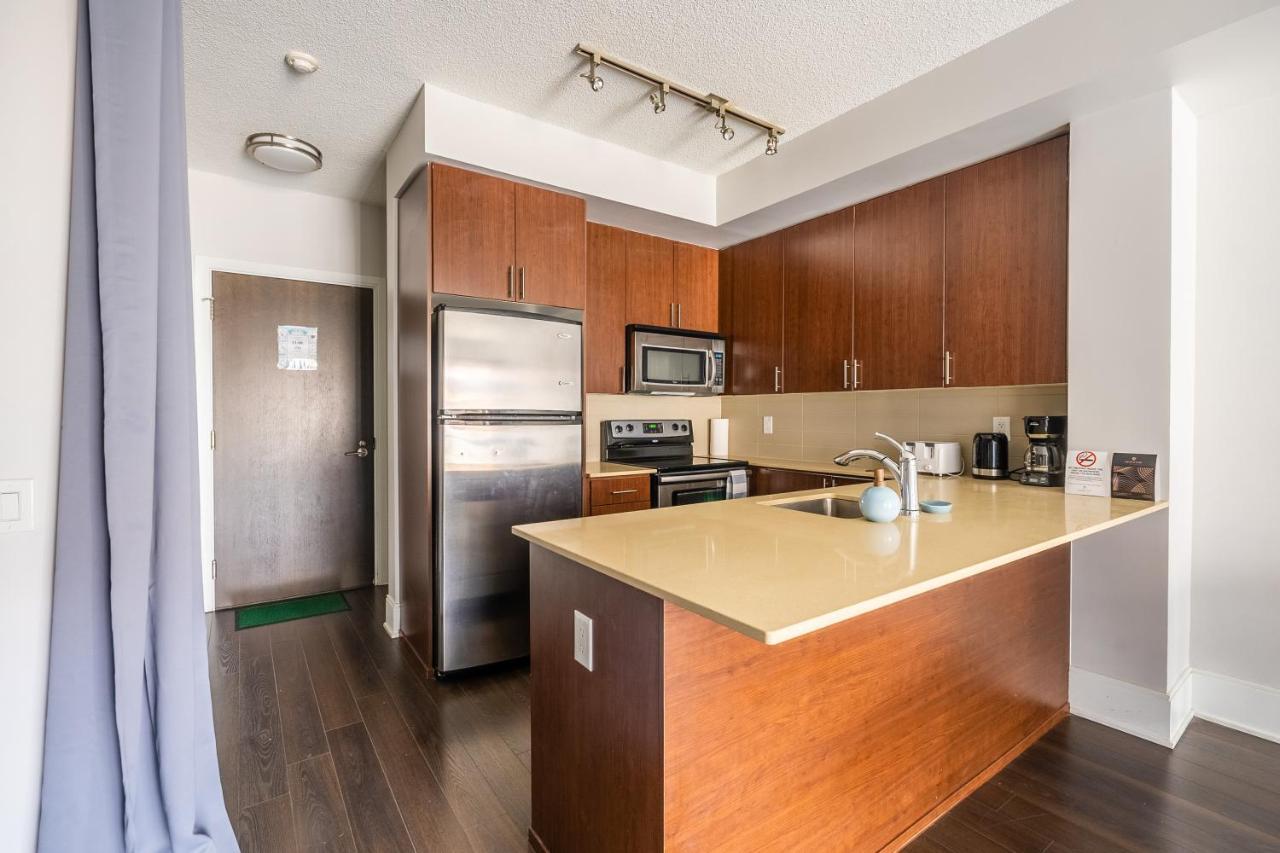Beautiful Condos In The Heart Of Downtown By Globalstay 多伦多 外观 照片