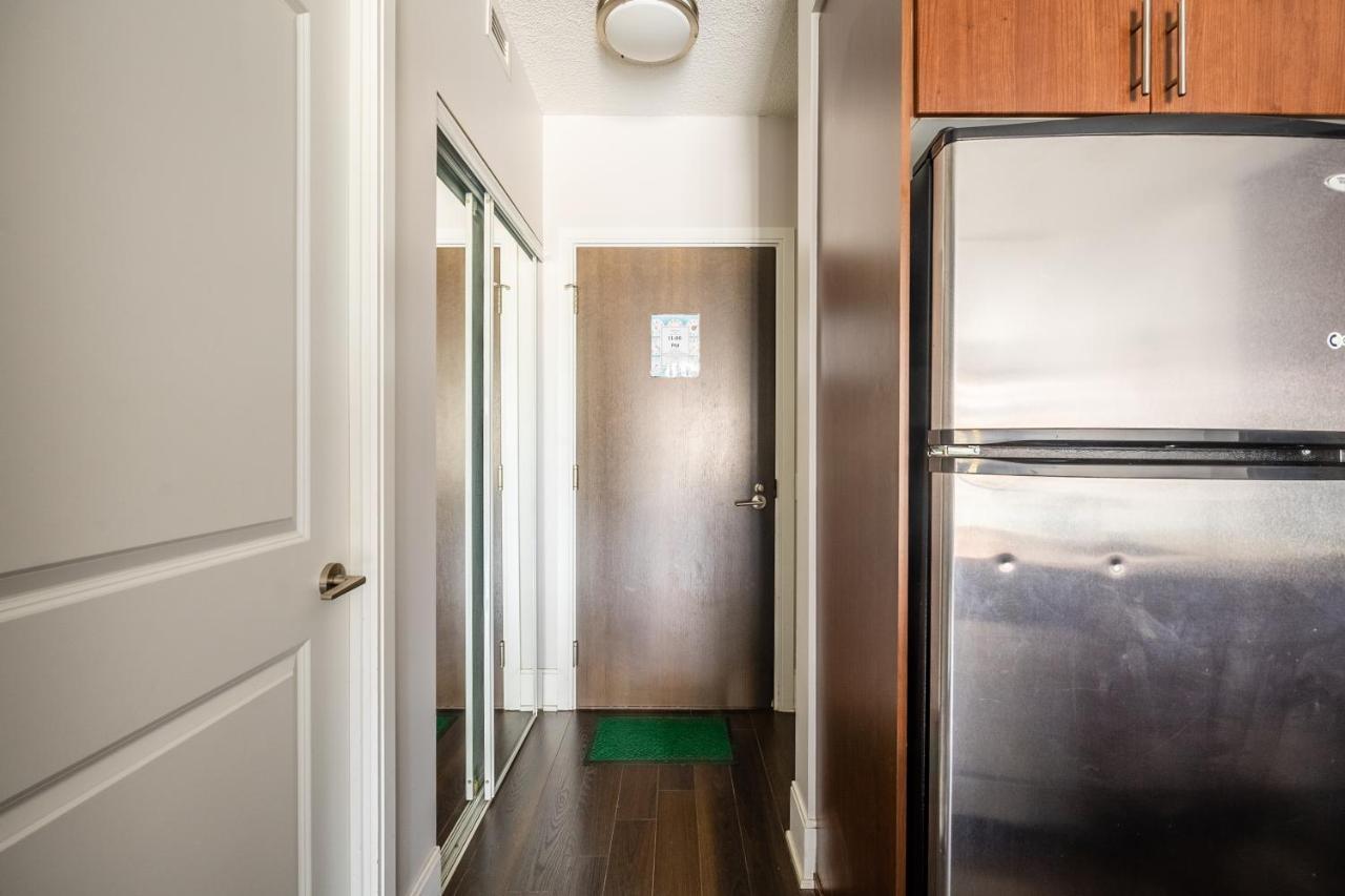 Beautiful Condos In The Heart Of Downtown By Globalstay 多伦多 外观 照片